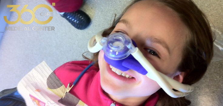 الغاز الضاحك لعلاج الأسنان لطفل